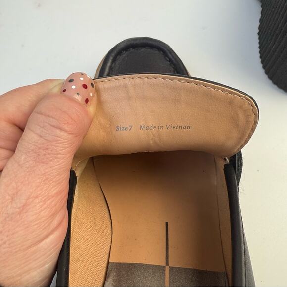 Dolce Vida • Women’s Brenan Platform Chain Loafers - Picture 8 of 11